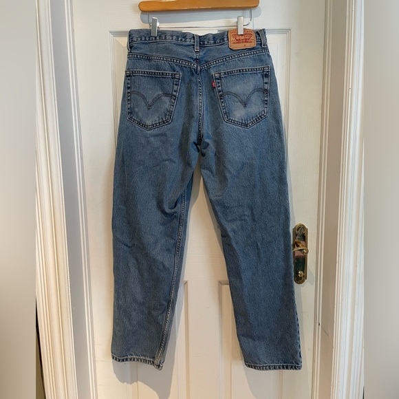 Men’s Levi’s jeans - Picture 2 of 5